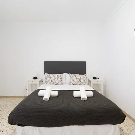 Дом отдыха Beachfront In Palmas Near Canteras *