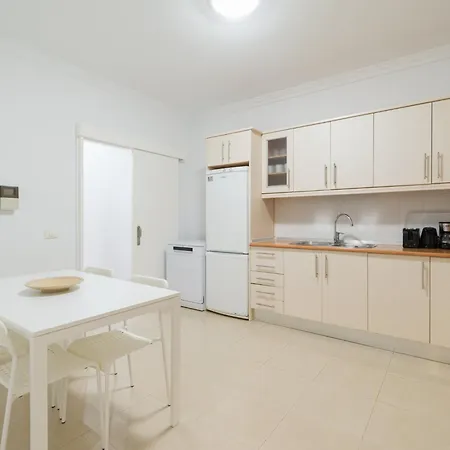 Beachfront In Palmas Near Canteras بيت للعطل لاس بالماس دي غران كاناريا