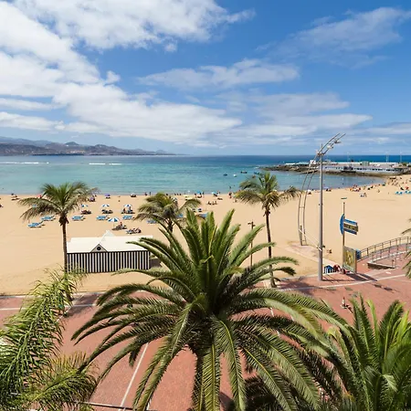 Beachfront In Palmas Near Canteras *