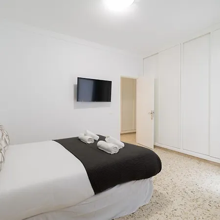 Beachfront In Palmas Near Canteras لاس بالماس دي غران كاناريا