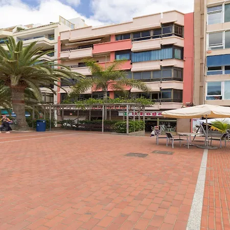 Beachfront In Palmas Near Canteras Holiday home *